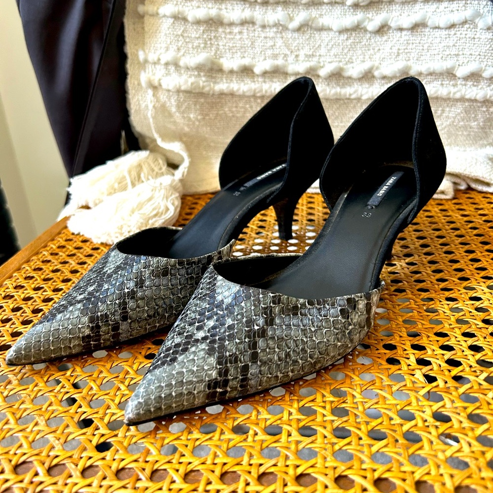 Zara Kitten Heels Blue Lizard and Suede, Size 7.5 US, 38 Euro